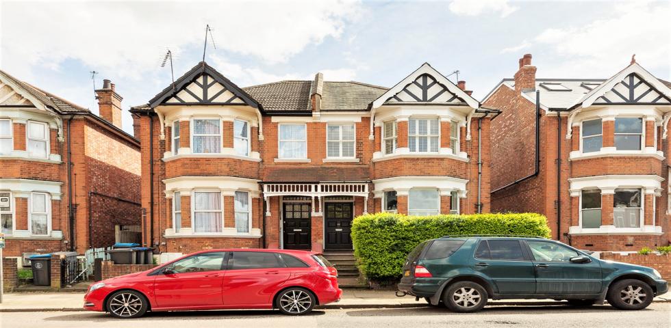 			NEW INSTRUCTION, 2 Bedroom, 1 bath, 1 reception Flat			 Harlesden Road, WILLESDEN GREEN